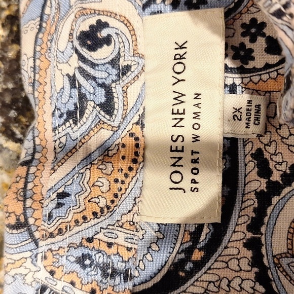 e Jones New York 3/4 Sleeve Button Down Shirt Size 2X - Picture 3 of 4